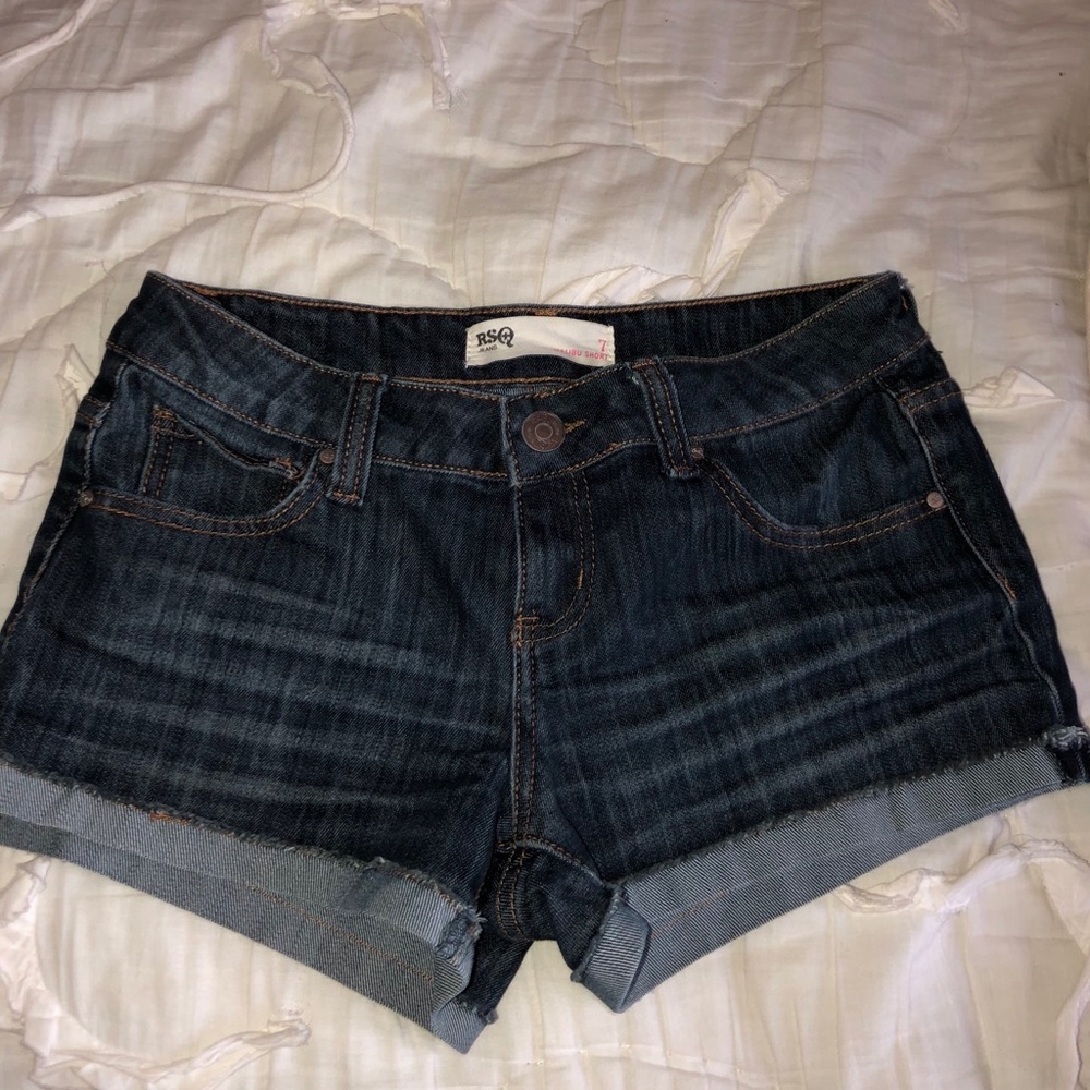 Tilly’s RSQ Malibu shorts size 7